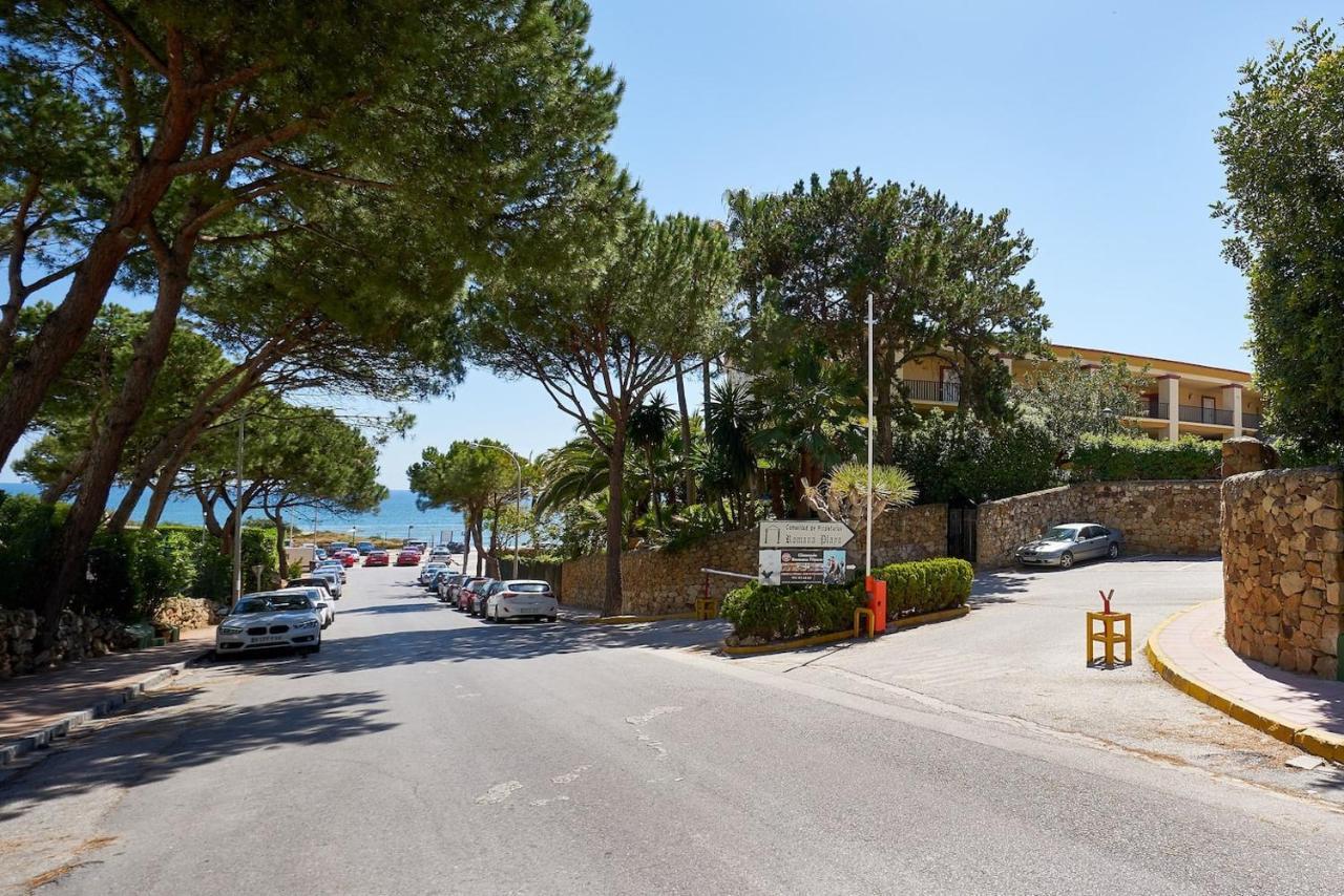OleHolidays 617 Romana Playa junto al mar Marbella Exterior foto